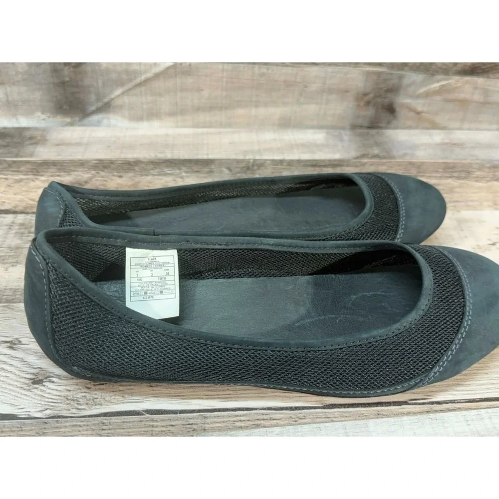 Patagonia Performance Footwear Black Women Flats Size‎ 5